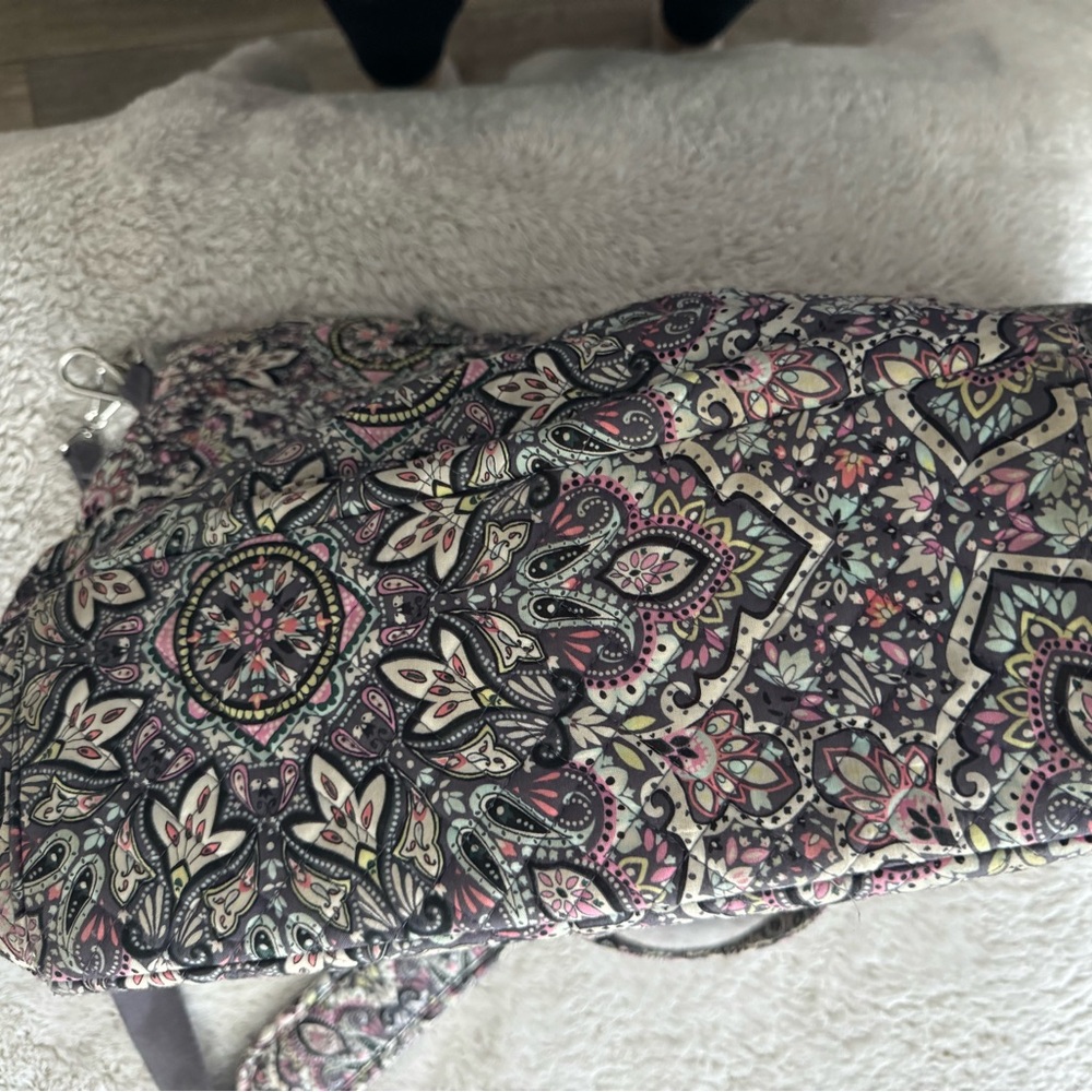 Vera Bradley Bag - Picture 5 of 6